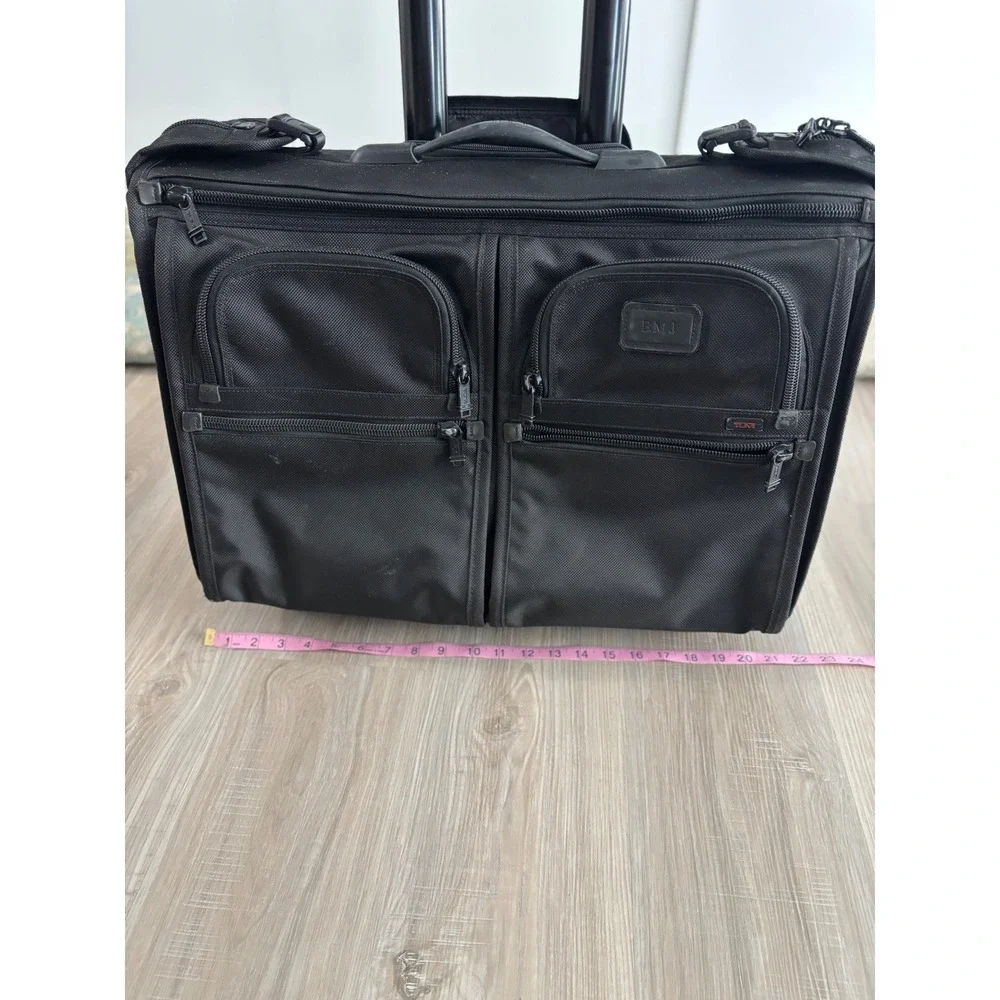 Tumi Alpha Ballistic Nylon Rolling Garment Bag‎ Black Tri-Fold Suitcase BMJ